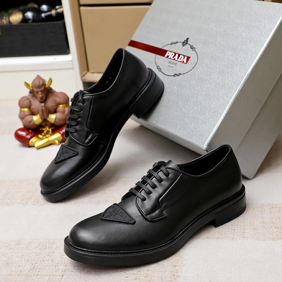 Men's shoes 💰620 💰💰🎩🎩【Prada】Counter 1:1⬆️original reproduction, absolute quality🆗original outsole, high-quality imported rubber, wear-resistant and non-slip, never degummed, upper material: imported first-layer cowhide➕anti-slip foam outsole, official website material, inner material: water-dyed leather lining, 3 colors available! Code number 38-44 (45. Can be customized)